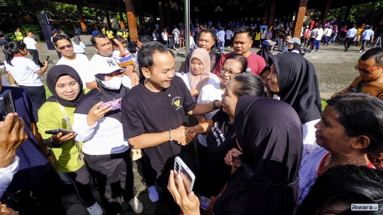 Wali Kota Solo Respati Tegur Panitia May Day Soal Perbedaan Snack, Tegaskan Hak Buruh Harus Setara